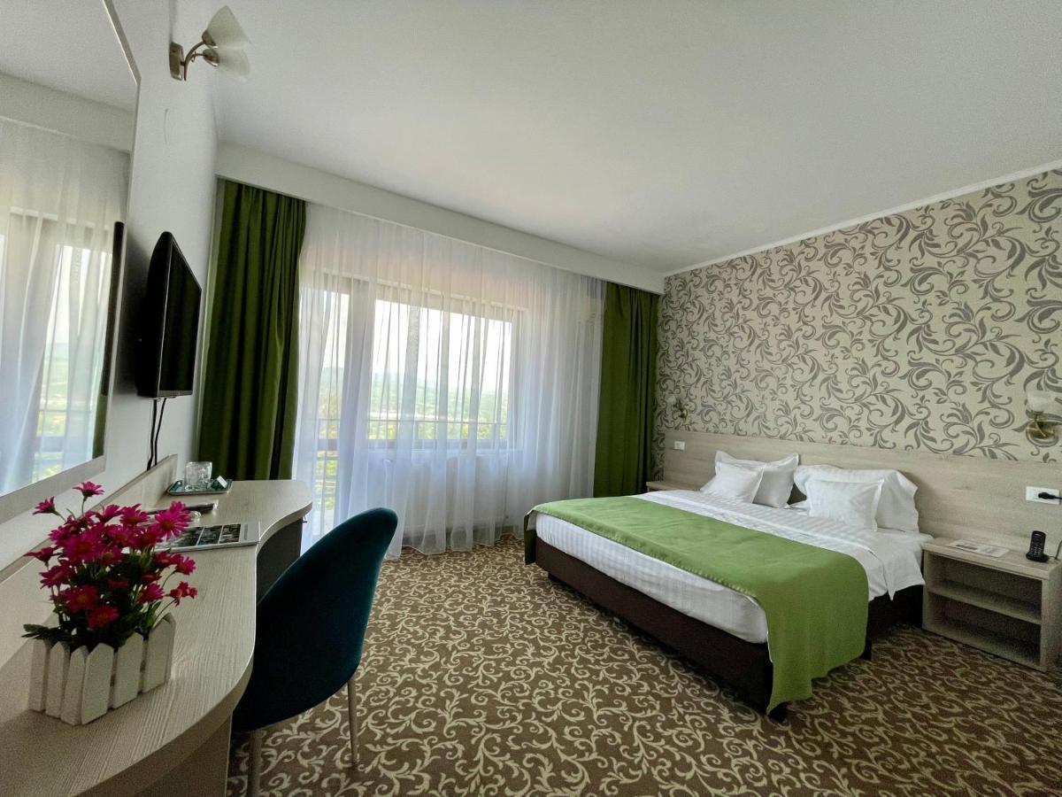 Hotel Complex Turistic Magura Exterior photo